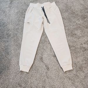 Fig Zamora scrub joggers